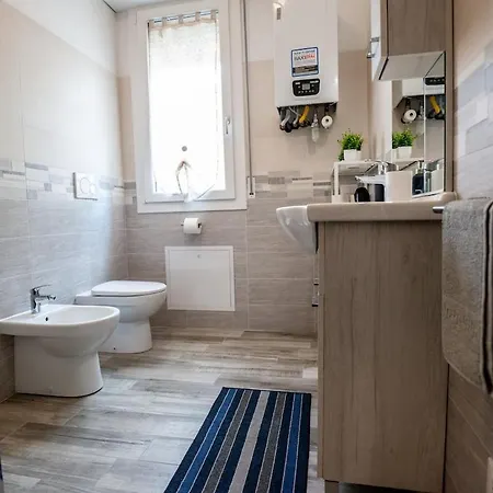 Апартаменты Elegante Tra Modena E Bologna, 5 Posti, Wi-fi Camposanto