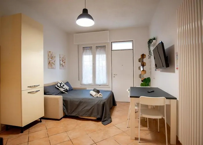 Elegante Tra Modena E Bologna, 5 Posti, Wi-fi * Camposanto